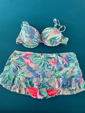 Lilly Pulitzer Bikini Set with Ruffled Skirt 2/4